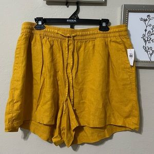 🆕 OldNavy shorts Size 2X High Rise 4” Inseam Mustard Yellow